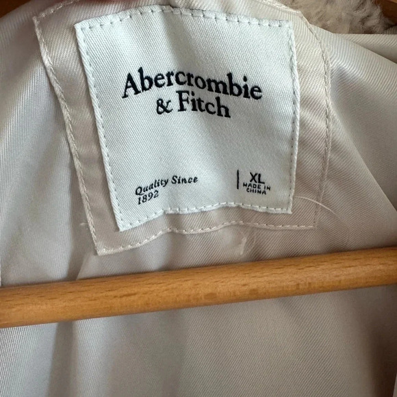Abercrombie Ivory Sherpa bomber Jacket size XL - Picture 6 of 8